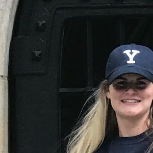 Meet your Posher, Ava